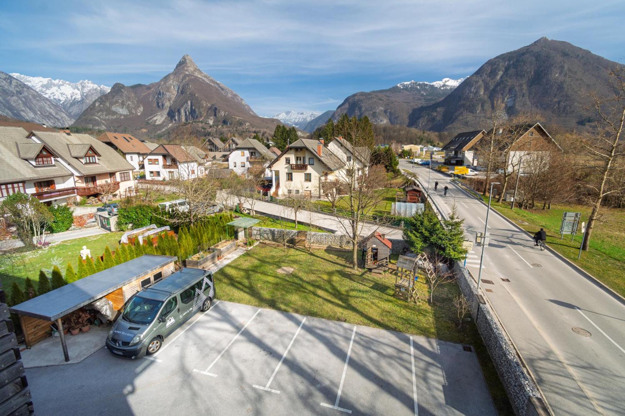 Apartments Skok With Rafting And Free Parking 博维茨 外观 照片