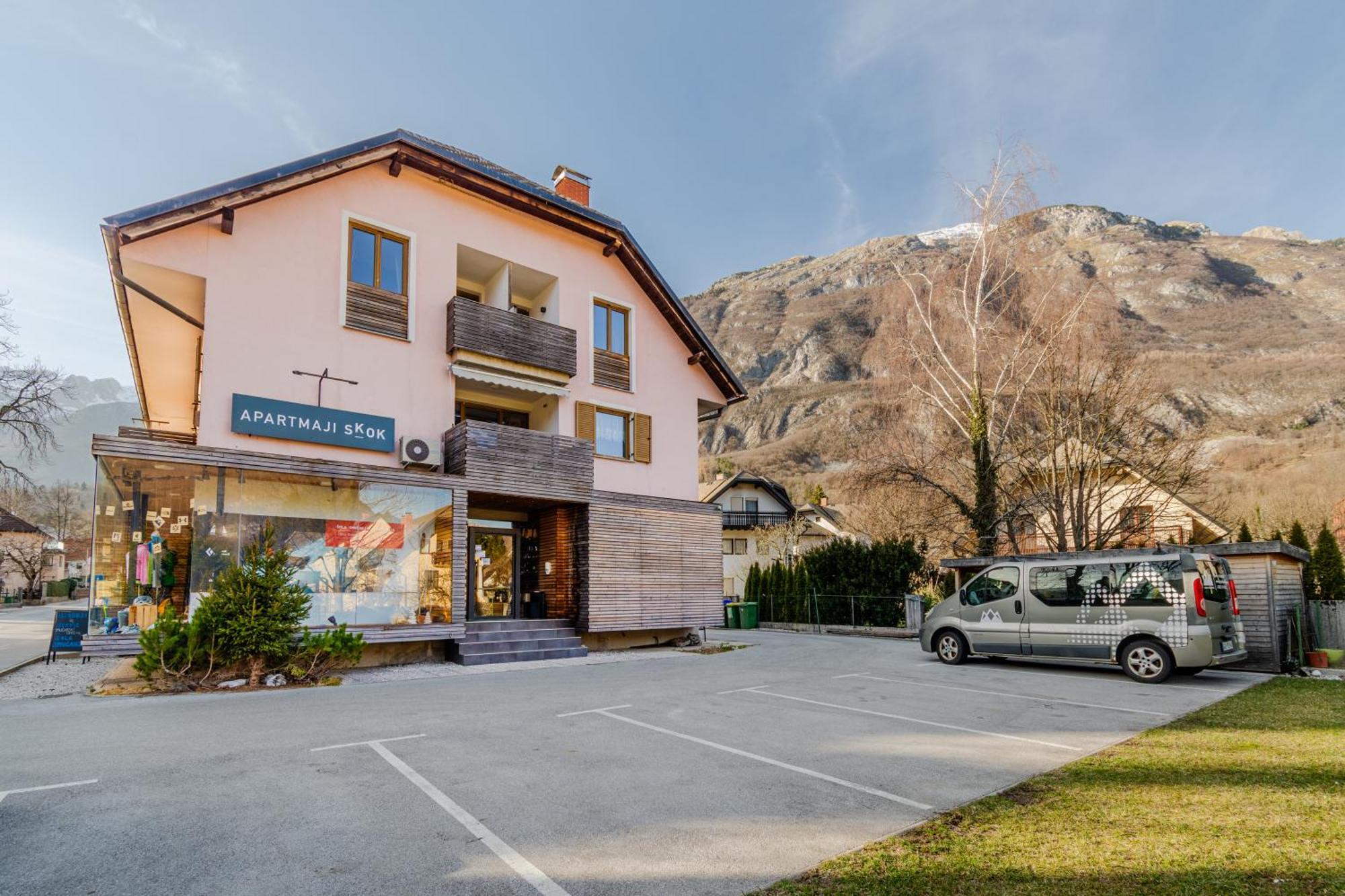 Apartments Skok With Rafting And Free Parking 博维茨 外观 照片