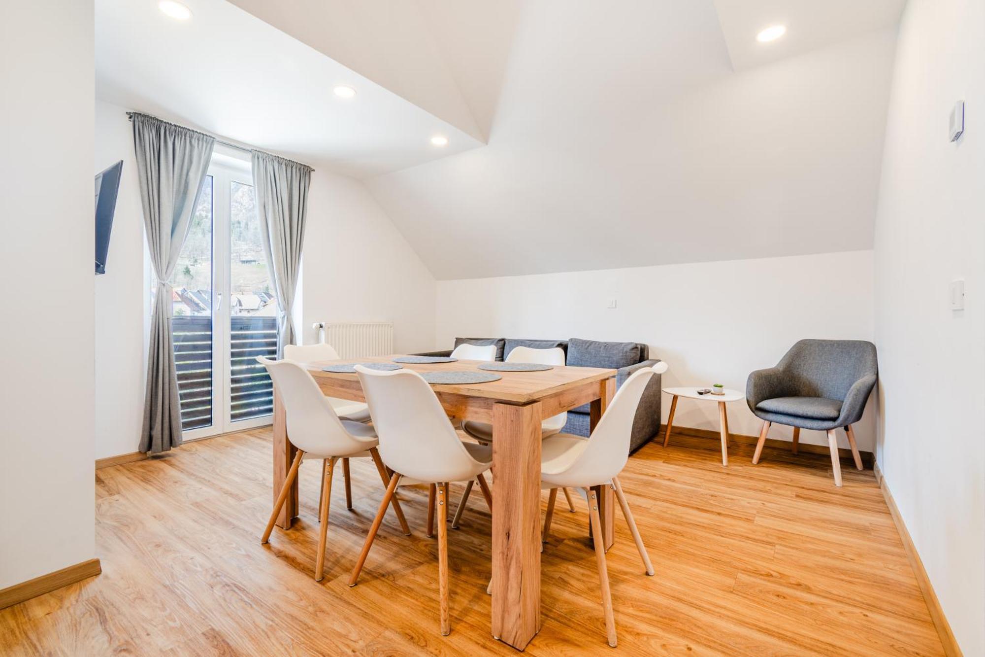 Apartments Skok With Rafting And Free Parking 博维茨 外观 照片