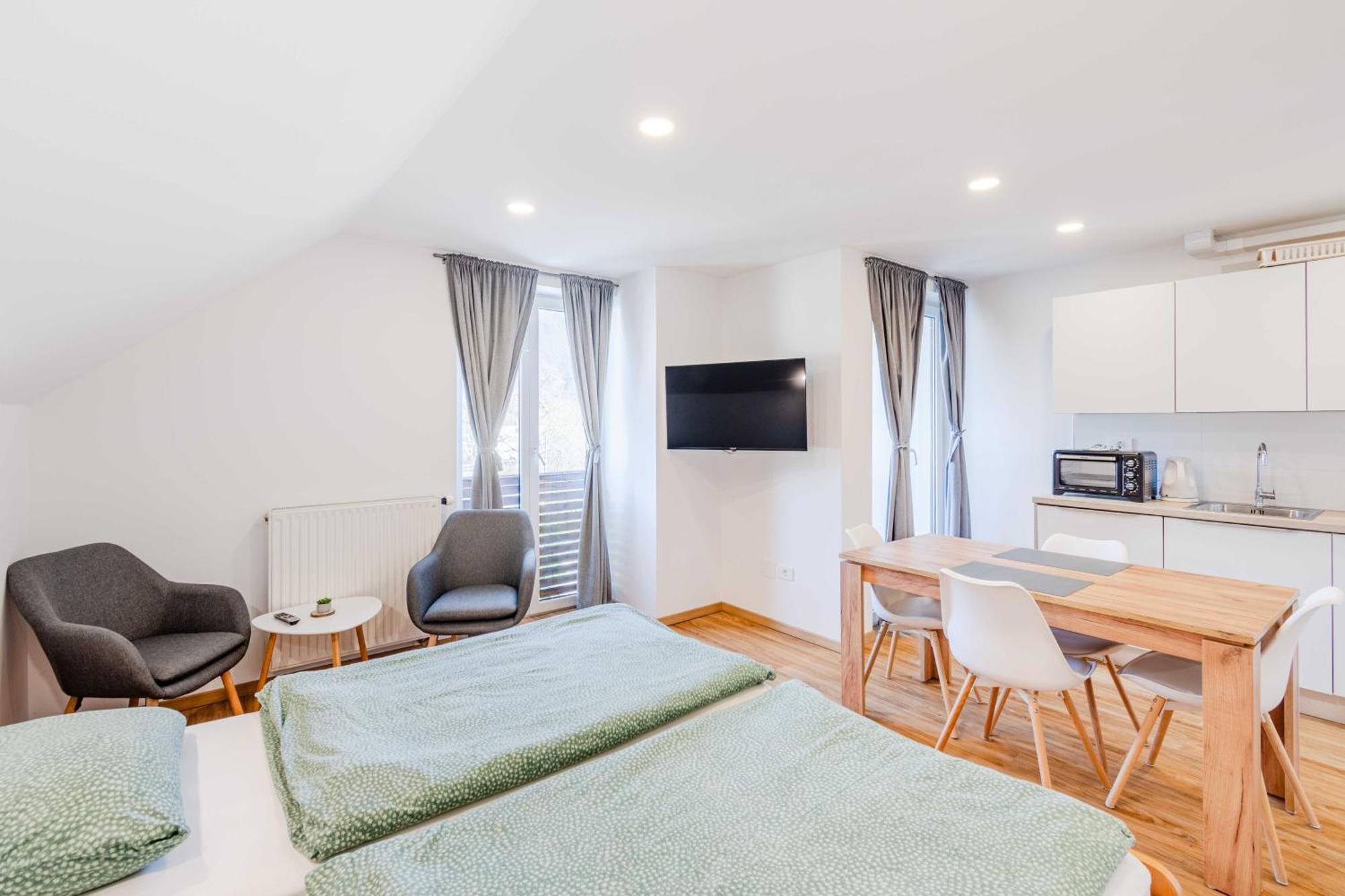 Apartments Skok With Rafting And Free Parking 博维茨 外观 照片