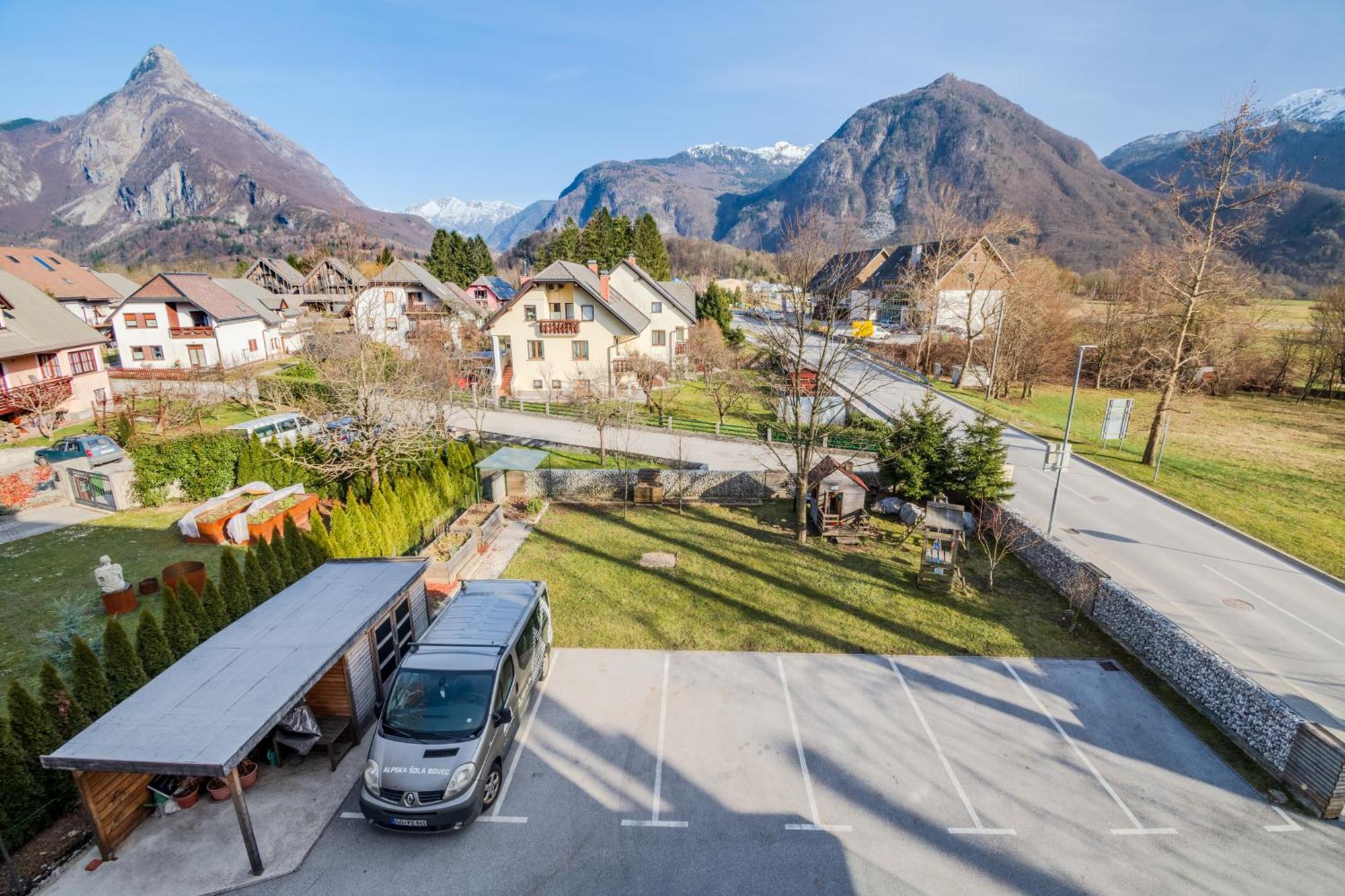 Apartments Skok With Rafting And Free Parking 博维茨 外观 照片